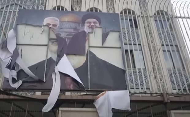 Ambasada Iranului la Damasc, devastată de sirieni. Bloggerii militari ruși se tem de soarta bazelor lor militare din vestul Siriei | VIDEO