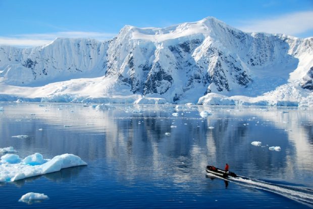 Antarctica – continentul mai mare decât Europa