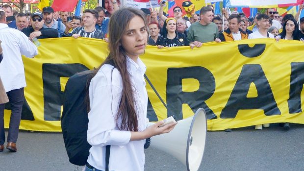 Ariadna Cîrligeanu, femeia acuzată că a vrut să intre în Parlament cu patru gloanțe, a ajuns în Parlament, ca deputat AUR de Botoșani