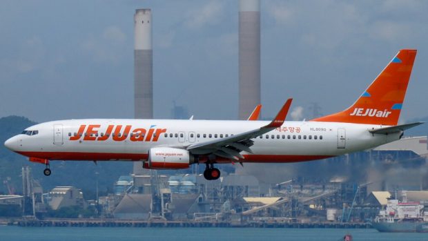 Un alt avion Jeju Air a suferit o defecţiune la trenul de aterizare şi a fost nevoit să se întoarcă pe aeroport | VIDEO