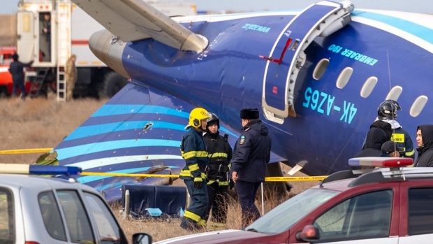 Ultimul mesaj al pilotului avionului prăbușit în Kazahstan indică un posibil atac. Principalii suspecți