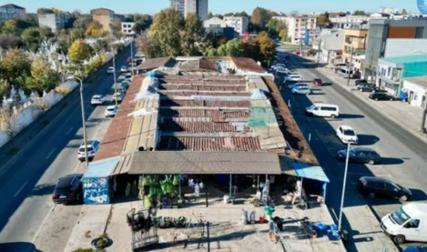 Cel mai vechi bazar din Constanța va fi demolat. Data la care „rușii” trebuie să părăsească zona