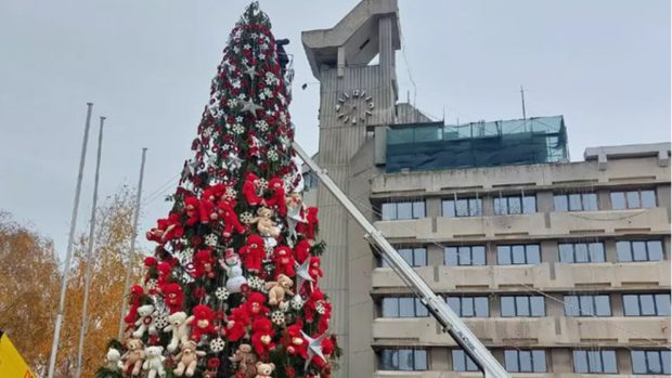 Ursuleții din bradul de Crăciun din Brăila vor ajunge, după sărbători, la copiii fără părinți