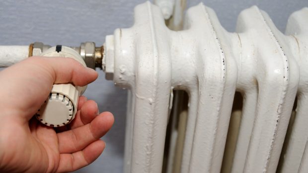Pierderile din rețelele de termoficare ajung la 30-35% în România. „Ne învârtim într-un cerc vicios”