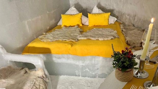 Se deschide Hotelul de Gheață de la Bâlea Lac. „Un loc unic în această parte a Europei”