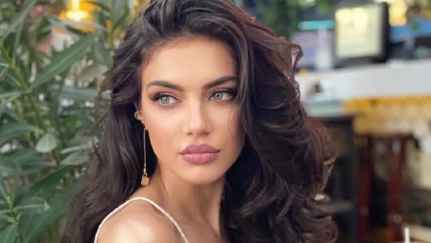 Imagine Stire Răspunsul Cristinei Ich când a fost întrebată câți bani câștigă lunar: „Nu trăiesc doar din reclamele de pe Instagram”. Ce afaceri are | 2review.ro