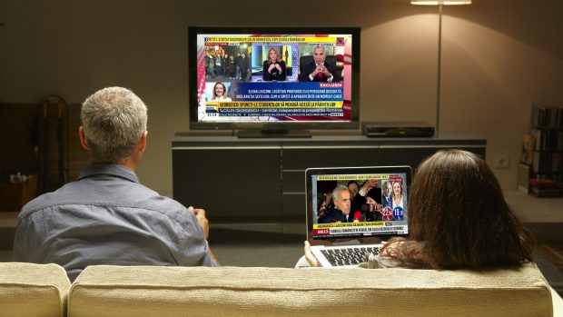 Cum au ajuns Călin Georgescu și Elena Lasconi la fel de sexy ca prognoza meteo pentru românii care s-au uitat în campanie la TV