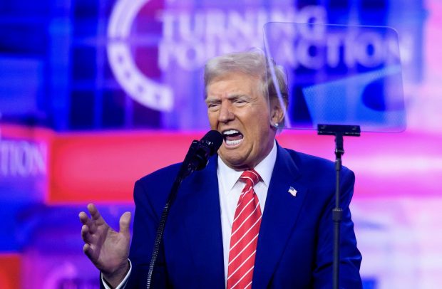 Donald Trump spune că se va întâlni cu Vladimir Putin: „Trebuie să punem capăt acestui război”