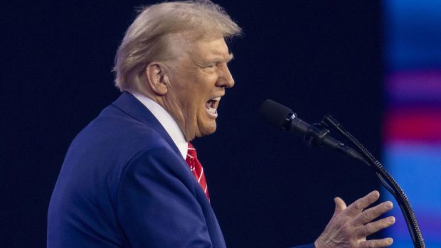 Donald Trump a cerut Curții Supreme a SUA să blocheze legea care ar putea interzice TikTok