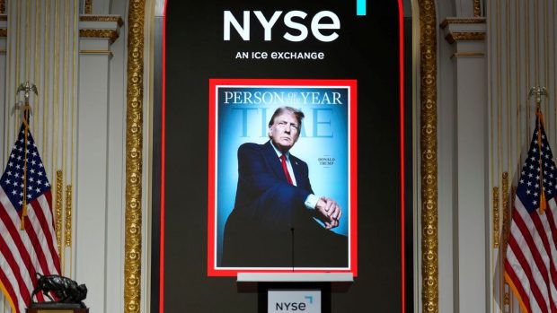 Revista Time îl numește pe Donald Trump persoana anului pentru a doua oară