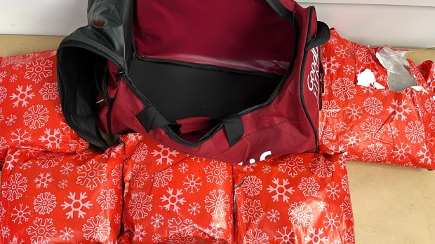 Droguri de 2,2 milioane de dolari, ambalate sub forma unor cadouri de Crăciun, descoperite într-un aeroport din Noua Zeelandă