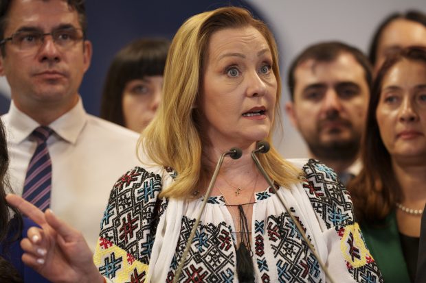 Elena Lasconi a vorbit la telefon cu preşedinta Georgiei: „Nu voi lăsa România în ghearele lui Putin”