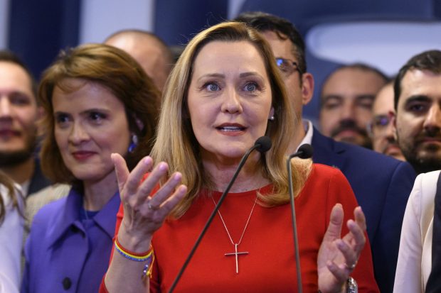 Elena Lasconi, după anularea alegerilor prezidențiale: „Statul român a călcat în picioare democrația. Condamn ce s-a întâmplat azi”