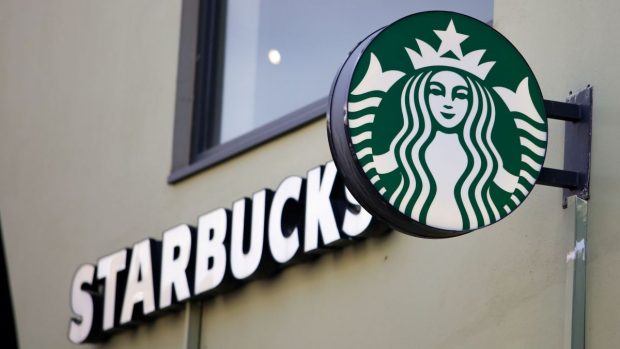 Angajații Starbucks din SUA în grevă, înainte de Crăciun. „Este o ultimă soluție”