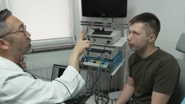 Chipurile mutilate de război. Amploarea rănilor faciale este atât de gravă, încât experții spun că amintește de războaiele din secolul trecut