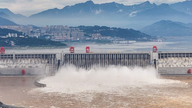 China va construi un baraj de trei ori mai mare decât cel mai mare baraj din lume