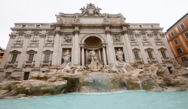 Fontana di Trevi din Roma a fost redeschisă, după o restaurare de două luni