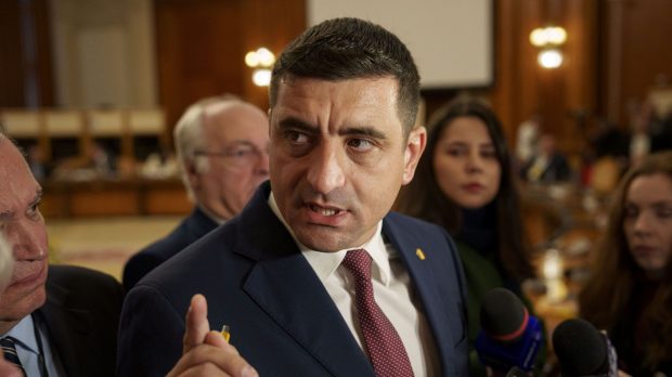 George Simion spune că nu va candida la alegerile prezidențiale din 2025 și că îl va susține pe Călin Georgescu, dar are și planuri de rezervă