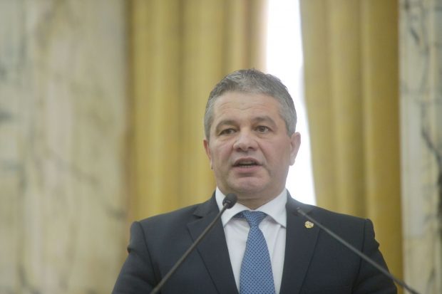 Florian Bodog, condamnat pentru abuz în serviciu. Pedeapsa primită de fostul ministru al Sănătății la Curtea Supremă