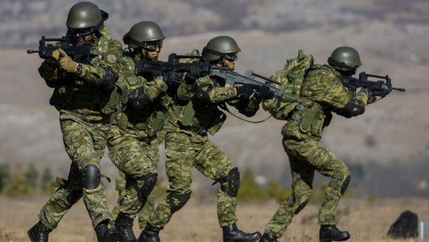 Țara din Europa care reintroduce serviciul militar obligatoriu. Data la care noii recruți vor fi chemați la încorporare