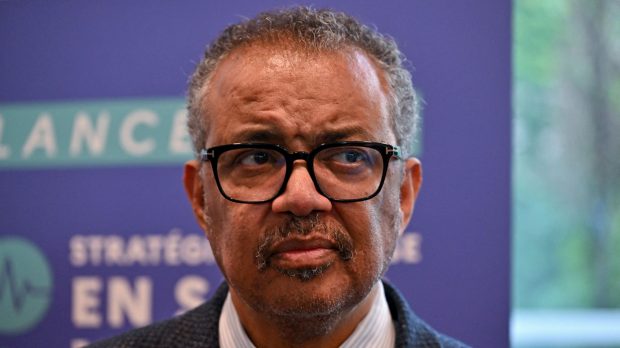 Șeful OMS se afla pe aeroportul din Yemen în momentul unui atac aerian israelian. „Unul dintre membrii echipajului nostru a fost rănit”