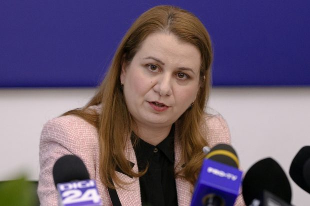 Ministerul Educației anunță o nouă măsură pentru elevii performanți. Aceștia vor putea promova doi ani de studii într-unul singur în învățământul preuniversitar