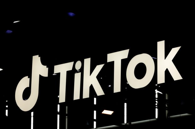 TikTok, amendat cu zece milioane de dolari pentru provocările care au dus la moartea a trei adolescenți și otrăvirea altor 200