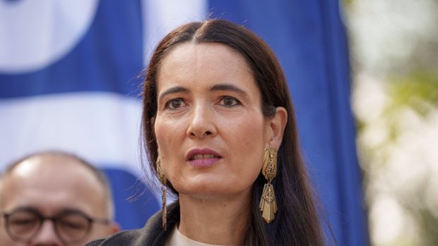 Clotilde Armand a renunțat la mandatul de senator, la o zi după ce și-a depus dosarul. Simona Spătaru îi ia locul