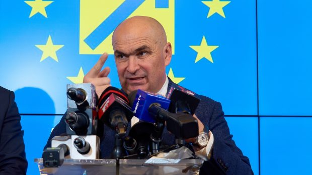 Ilie Bolojan, despre mesajul Elenei Lasconi: „Am încercat să nu înjur pe cineva gratuit şi să-i cer a doua zi să mă susţină”