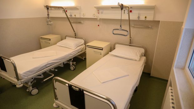 Centrele medicale cu gărzi din Brașov se închid rând pe rând. Medicii de urgență erau plătiți cu 4 lei pe oră