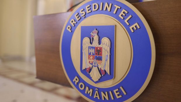 Guvernul Ciolacu 2 poate emite ordonanțe în vacanța parlamentară și poate să modifice Codul fiscal. Klaus Iohannis a promulgat legea