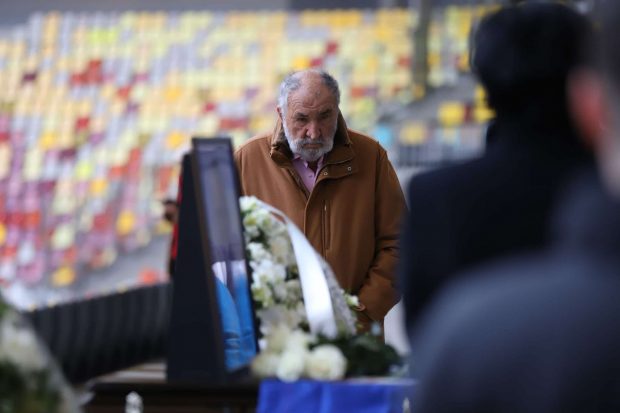 Gestul făcut de Ion Țiriac față de soția lui Helmut Duckadam la Arena Națională. Miliardarul nu a purtat doliu