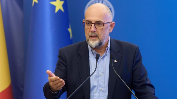 Kelemen Hunor, după ce PSD a anunțat retragerea din coaliție: „Să pună picioarele în apă” și „să ne întoarcem la masă”. Apel „umil” al liderului UDMR