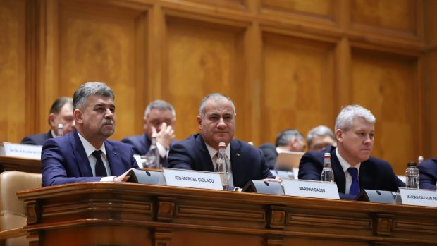 Bornele Guvernului Ciolacu în 2025: gestionarea PNRR-ului întârziat, reforma statului și alegerile pentru prima funcție în stat