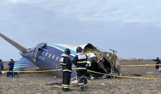 Avionul prăbușit în Kazahstan ar fi fost lovit de o rachetă Pantsir lansată de sistemul de apărare aeriană din Rusia