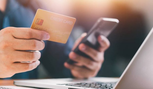 ANPC, recomandări pentru cumpărături online în siguranţă: „Evitaţi plăţile prin transfer bancar”