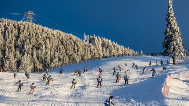 Pârtiile de schi din Poiana Brașov au fost deschise. Recomandările salvamontiștilor