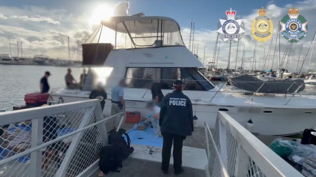 Cea mai mare captură de cocaină din Australia. Peste 2 tone de droguri au fost găsite pe o navă de pescuit care s-a defectat