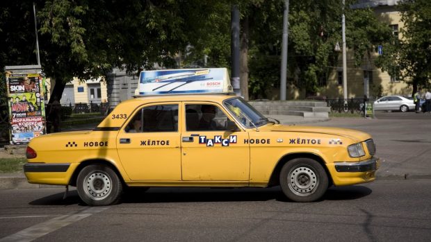 Soldații ruși răniți în războiul din Ucraina sunt evacuați cu taxiuri