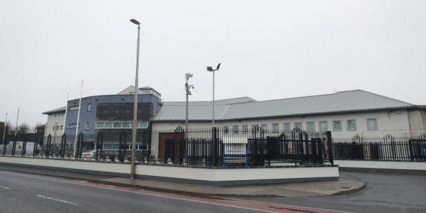 Criminal periculos eliberat din greșeală în ziua în care a fost încarcerat, în Irlanda