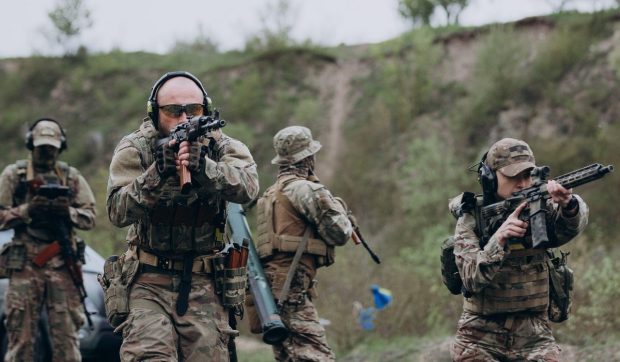 Procurorii ucraineni acuză un general rus de utilizarea armelor chimice