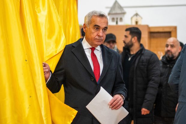 Cum poate Călin Georgescu scoate România din UE. Explicațiile unui expert juridic