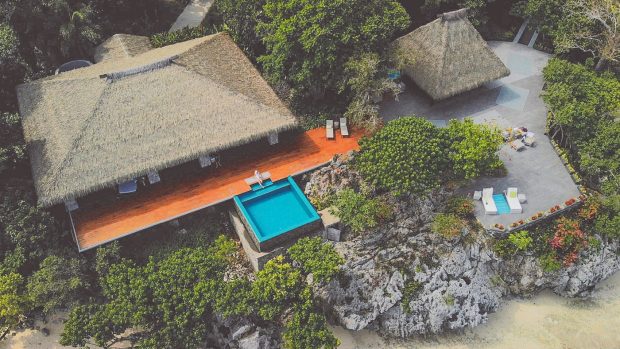 O insulă de vis cu stațiune proprie din Fiji este de vânzare. Resortul este scos la licitație cu 73 de milioane de euro