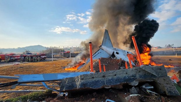 Un avion de pasageri s-a prăbușit în Coreea de Sud și s-a lovit de un zid. 179 de oameni au murit: „Ar trebui să trimit ultimele mele cuvinte?”