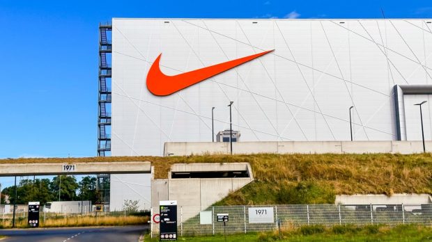 Nike, anchetată în România. Consiliul Concurenţei a declanşat o investigaţie pentru posibile înţelegeri anticoncurenţiale