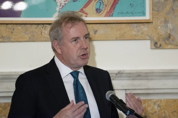 Casa Albă sub Donald Trump va fi ca o bătaie nonstop în bar, avertizează un diplomat de top