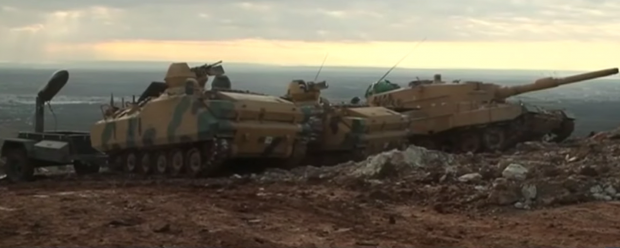 Mobilizare masivă a armatei turce la granița cu Siria. SUA preconizează o invazie la scară largă