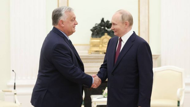 Viktor Orban vrea să obțină mai mult gaz și petrol rusesc: va merge la Moscova pentru o întâlnire cu Vladimir Putin