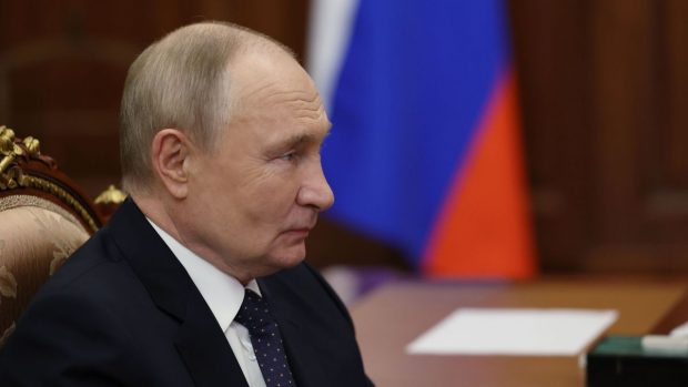 Vladimir Putin a aprobat bugetul federal al Rusiei pentru 2025-2027