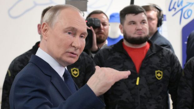 Kremlinul a reacționat rapid, după ce Donald Trump a cerut oprirea războiului din Ucraina: „Condițiile pentru încetarea imediată a ostilităților au fost stabilite de președintele Putin”